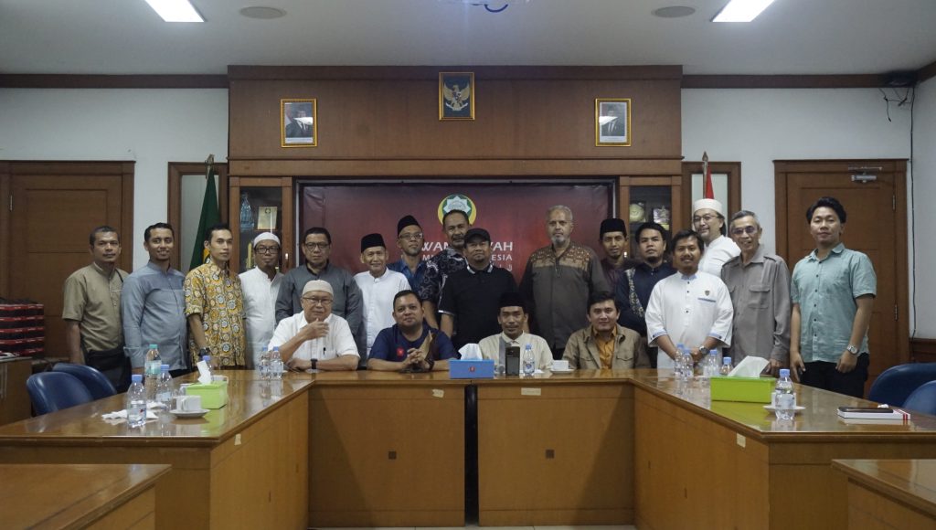 para-hadirin-berfoto-bersama-narasumber